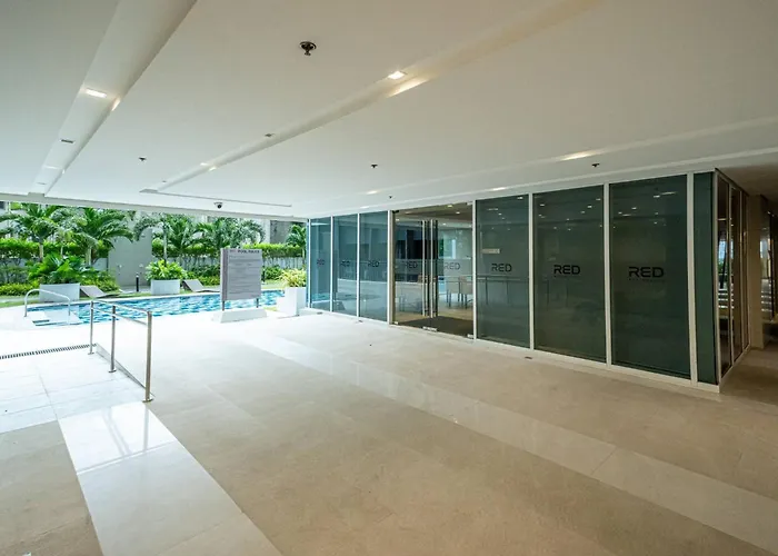 Boho Makati W/ Wi-fi + Workspace | Red Apartment